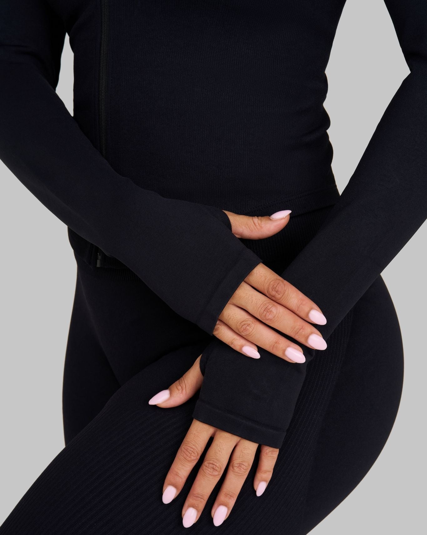 The FormCurve Jacket | Night Black