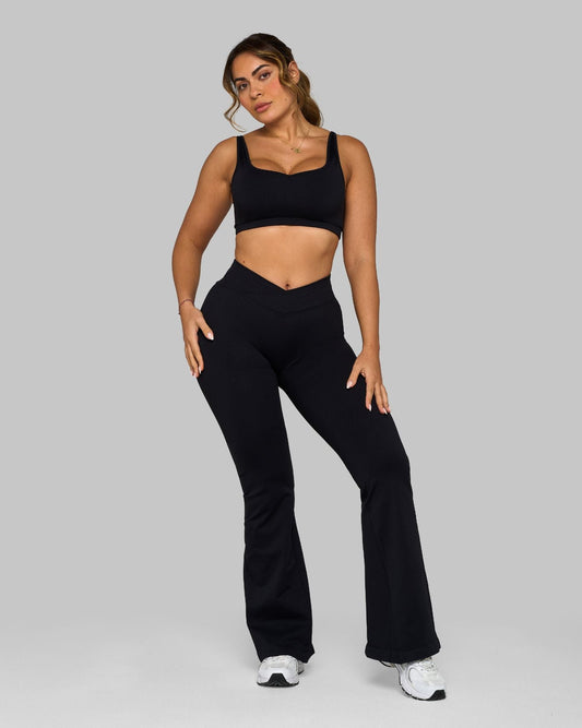 The FormCurve Flare Leggings | Night Black