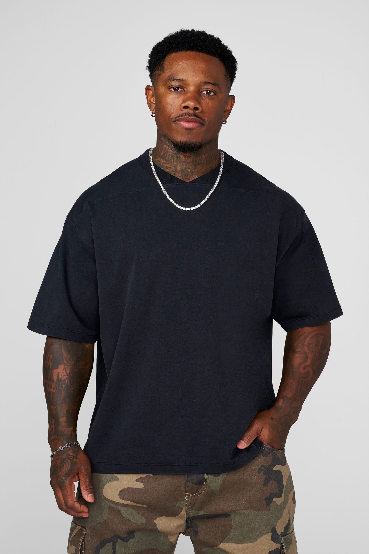 The everyday V-Neck T-Shirt 