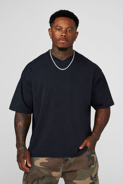 The everyday V-Neck T-Shirt 