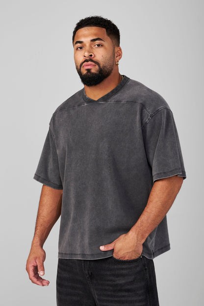 The everyday V-Neck T-Shirt 