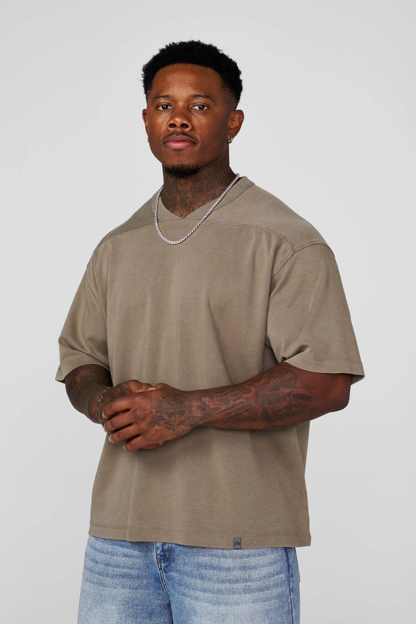The everyday V-Neck T-Shirt 