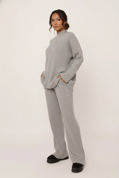 The Urban Luxe Ribbed Loungewear