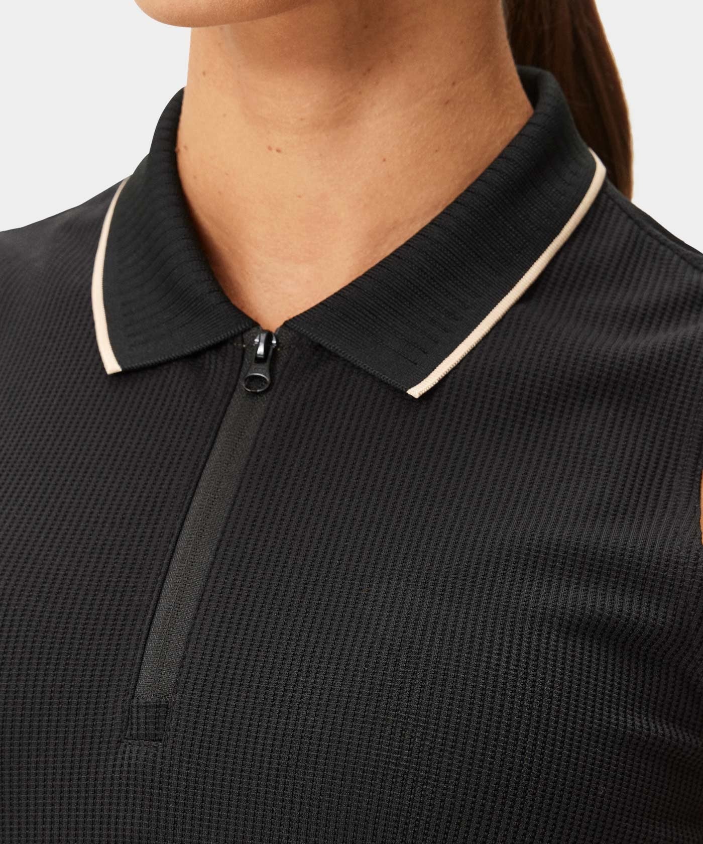 The Onyx Sleeveless Shirt