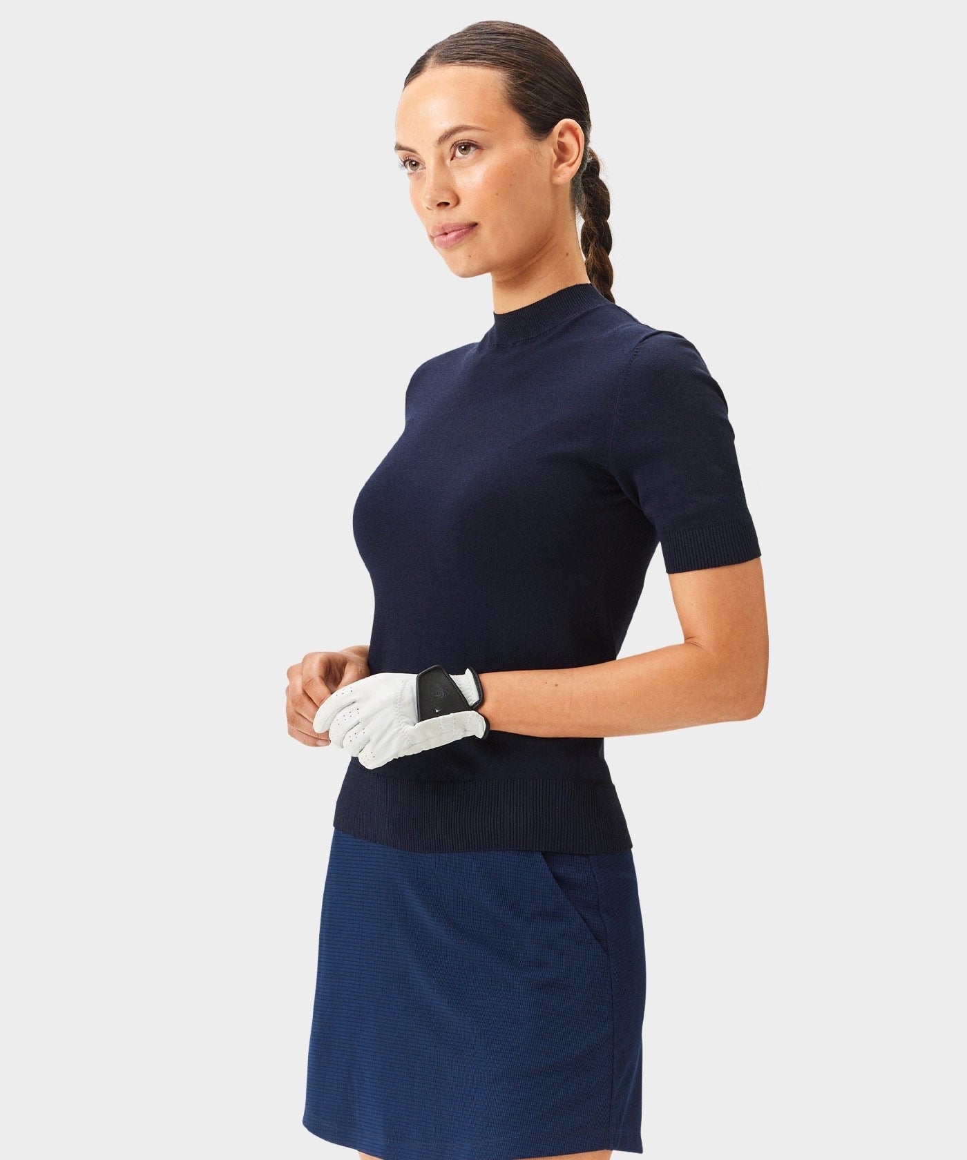 The Onyx Navy Neck