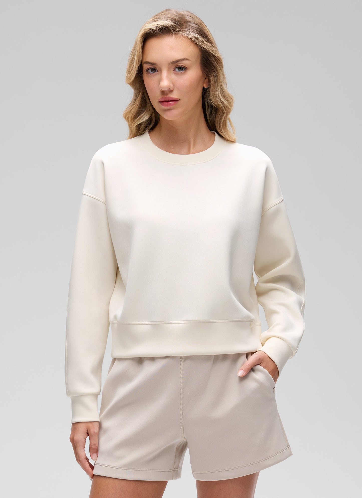 The Épure Classic Crewneck Shirt